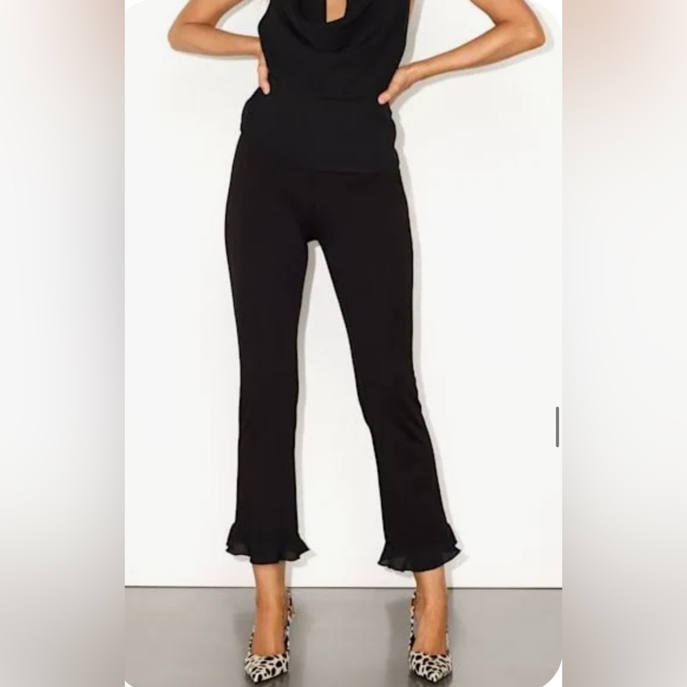 $495 Moschino Black Ruffle Women's Pants 10